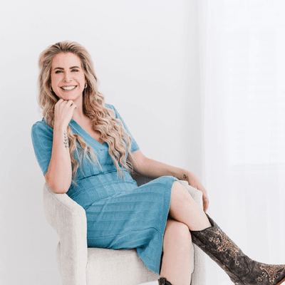 Alyssa Johnston, FNP-BC, medical provider specialize in Weight Loss, Internal Medicine