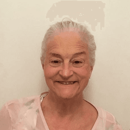 Leellon Martin, AGPCNP-BC, medical provider specialize in Holistic Medicine, General Practice, Geriatrics, Endocrinology, Weight Loss, Urgent Care, Physical Medicine & Rehabilitation, Internal Medicine, Pain Management