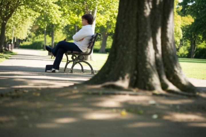 Breaking Free from People-Pleasing: How to Set Boundaries Without Sacrificing Mental Peace