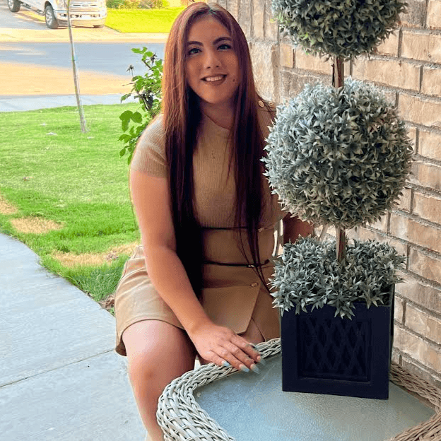 Marlenne Lizardo, Supervised by Cristal Acosta, LPC-S, LPC-A, medical provider specialize in Counseling & Therapy