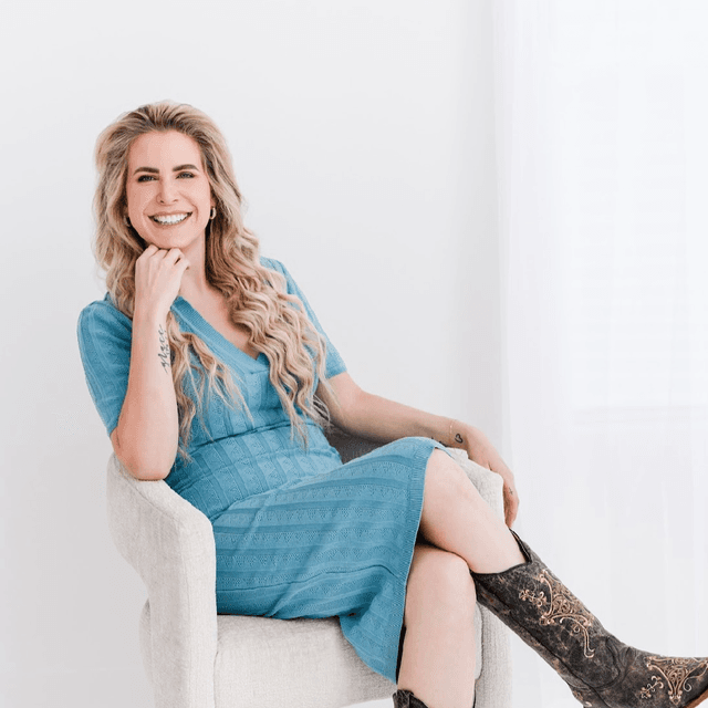 Alyssa Johnston, FNP-BC, medical provider specialize in Weight Loss, Internal Medicine
