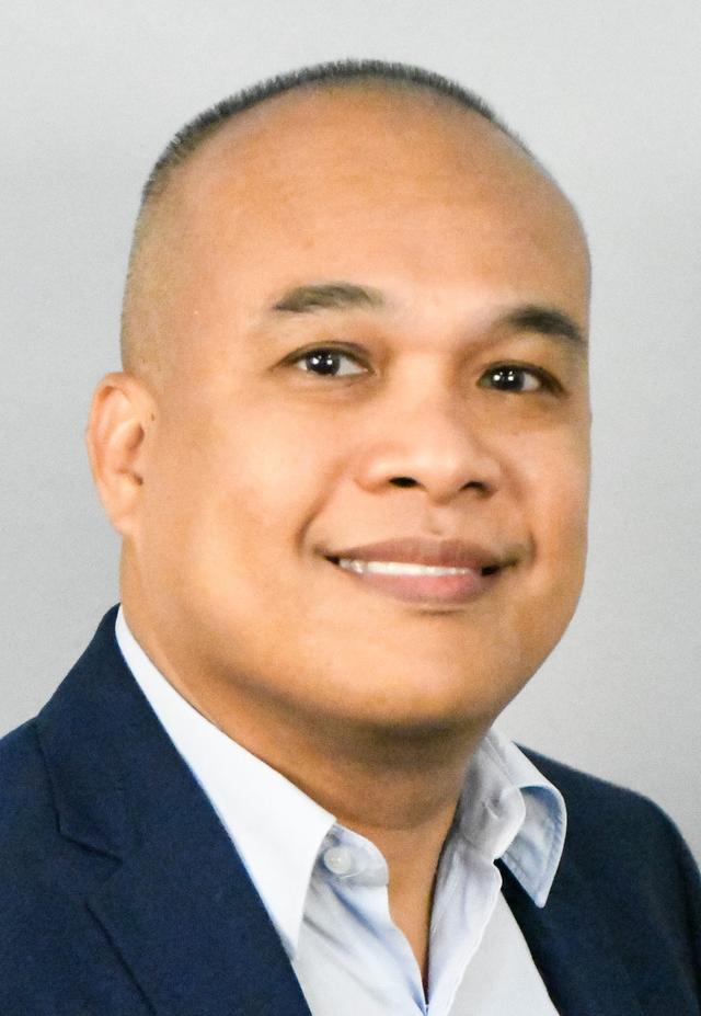 Dominador Mansat Jr., DNP,FNP-C, medical provider specialize in Weight Loss, General Practice, Family Medicine, Wellness, Longevity, Bioidentical Hormone Replacement Therapy (BHRT), Aesthetics, Intensive Care