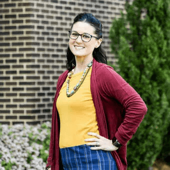 Dr. Lindsey Goldberg, PMHNP-BC, medical provider specialize in Psychiatric & Mental Health, Counseling & Therapy