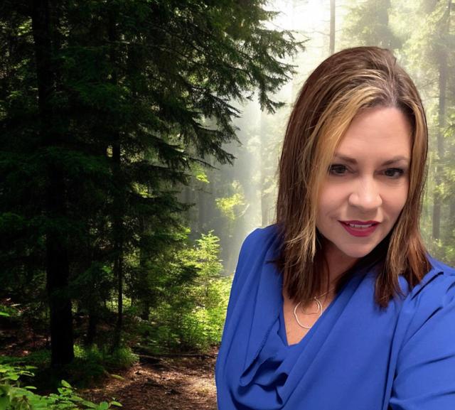 Hilary Helkenn, PMHNP-BC, medical provider specialize in Psychiatric & Mental Health