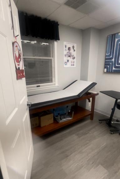 Ellen Wilson-Tarpeh, DNP,FNP-BC, medical provider specialize in Psychiatry, Family Medicine, Weight Management, Mental Health, Pediatrics