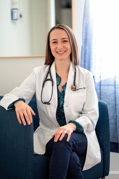 Elvira Jasarevic, DO, medical provider specialize in Weight Loss, Weight Management, Family Medicine, Internal Medicine, General Practice, Mental Health